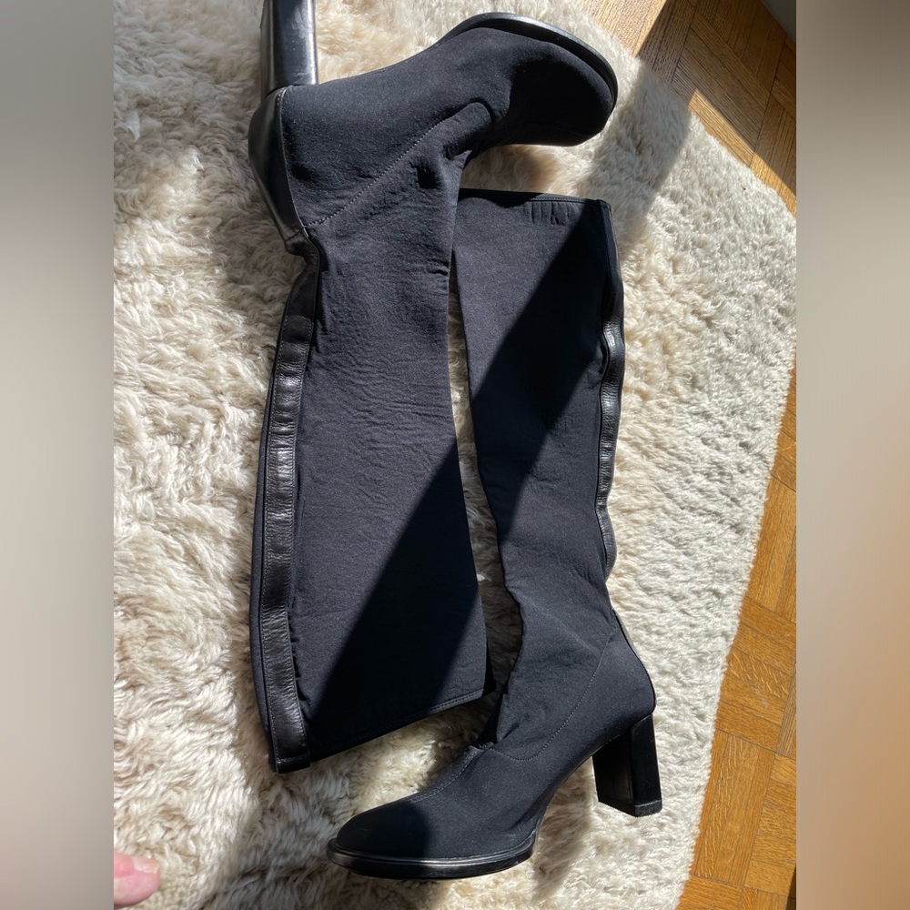 Paloma Italian Knee High Boots